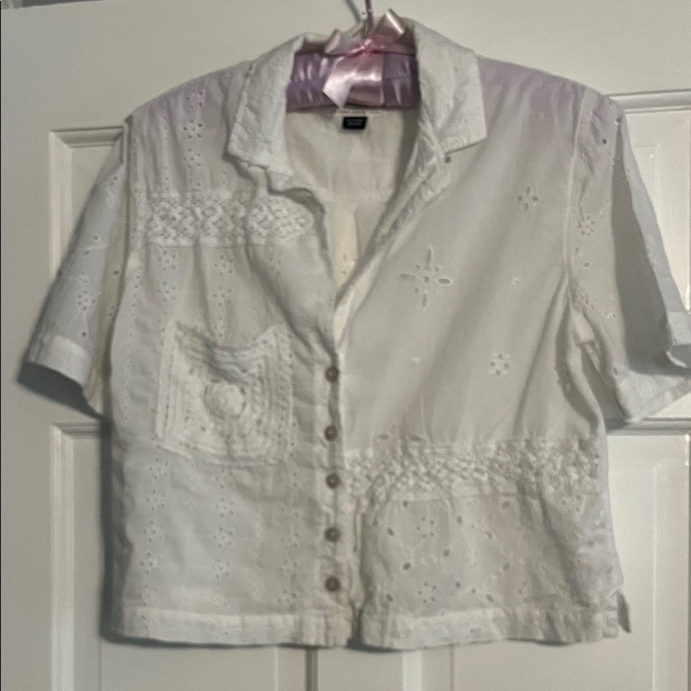 American Eagle Outfitters Cream Eyelet Blouse